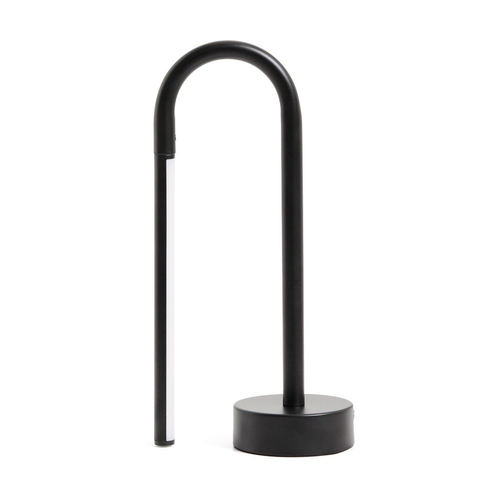 Fekete fém LED asztali lámpa (magasság 30 cm) Bow – Kave Home