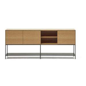 Nat&uacute;r sz&iacute;nű alacsony kom&oacute;d t&ouml;lgyfa dekorral 195x80 cm Vedrana &ndash; Kave Home