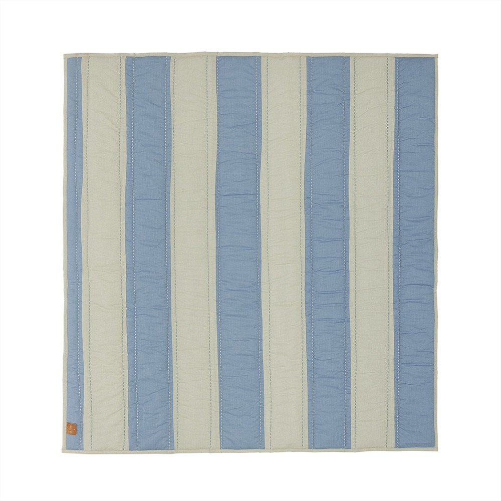 Kék-krémszínű játszószőnyeg 130x140 cm Striped – OYOY Mini